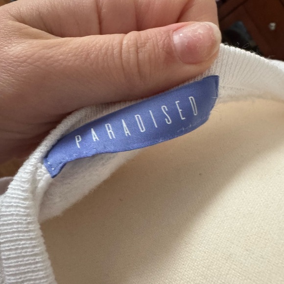 Soul Cycle White Sweatshirt with Black and Pink Graphic - Picture 4 of 4